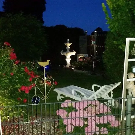 Sonnenhaus * Neuenkirchen (Schleswig-Holstein)